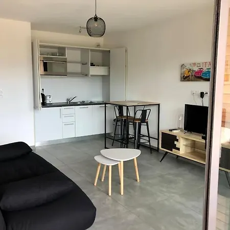 Piscine, 200m Port De Vecchio Pour 2 Personnes Apartman *