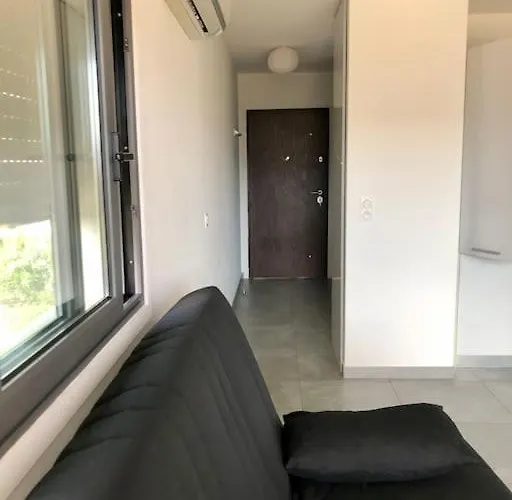 Appartement Piscine, 200m Port De Vecchio Pour 2 Personnes Porto-Vecchio (Corsica)