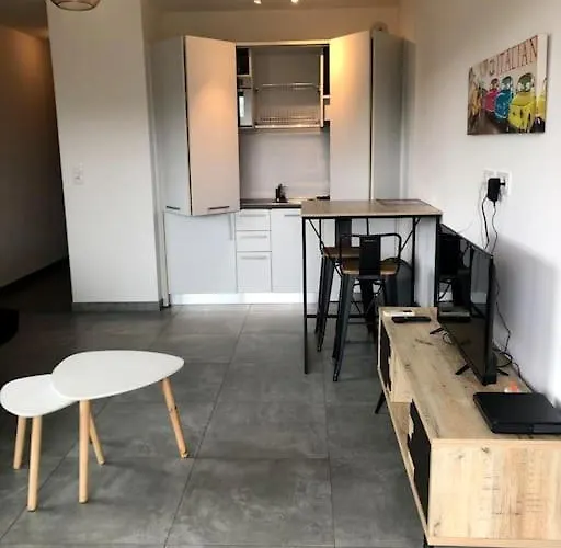 Appartement Piscine, 200m Port De Vecchio Pour 2 Personnes