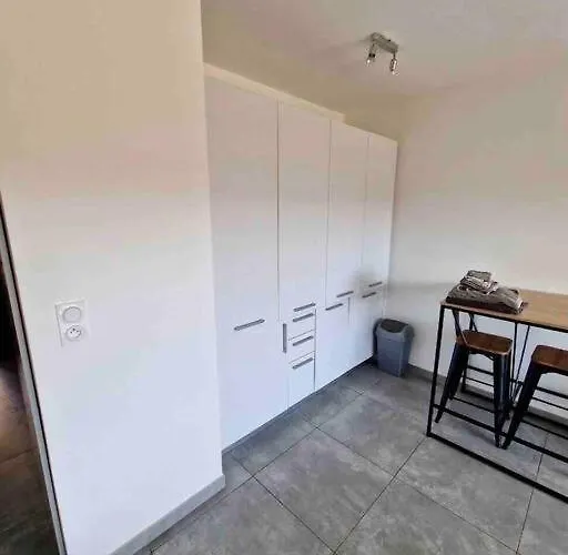 Piscine, 200m Port De Vecchio Pour 2 Personnes